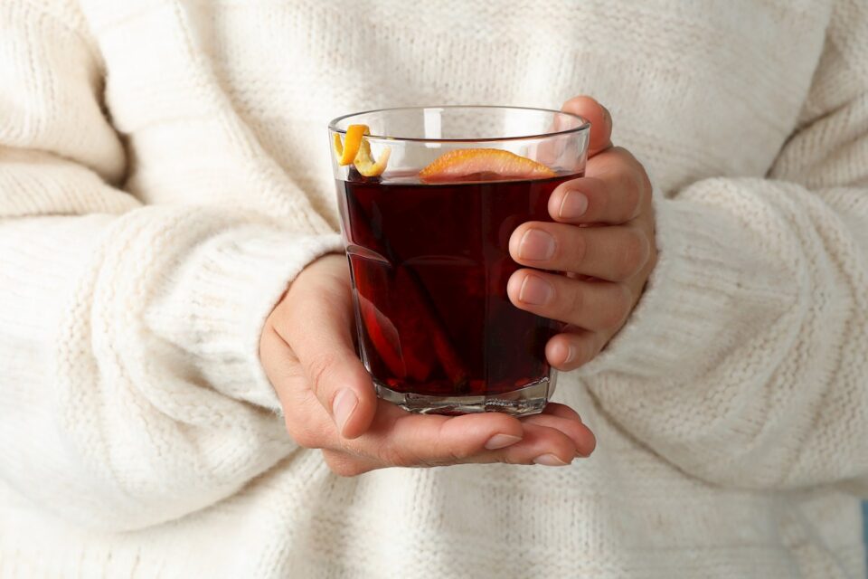 Spiced Drink for East African Potentate Crossword Clue: negus