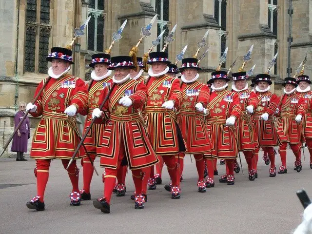 Gordons vs Beefeater: Yeomen guards london