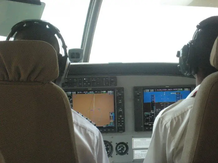 Cockpit, Auric Air
