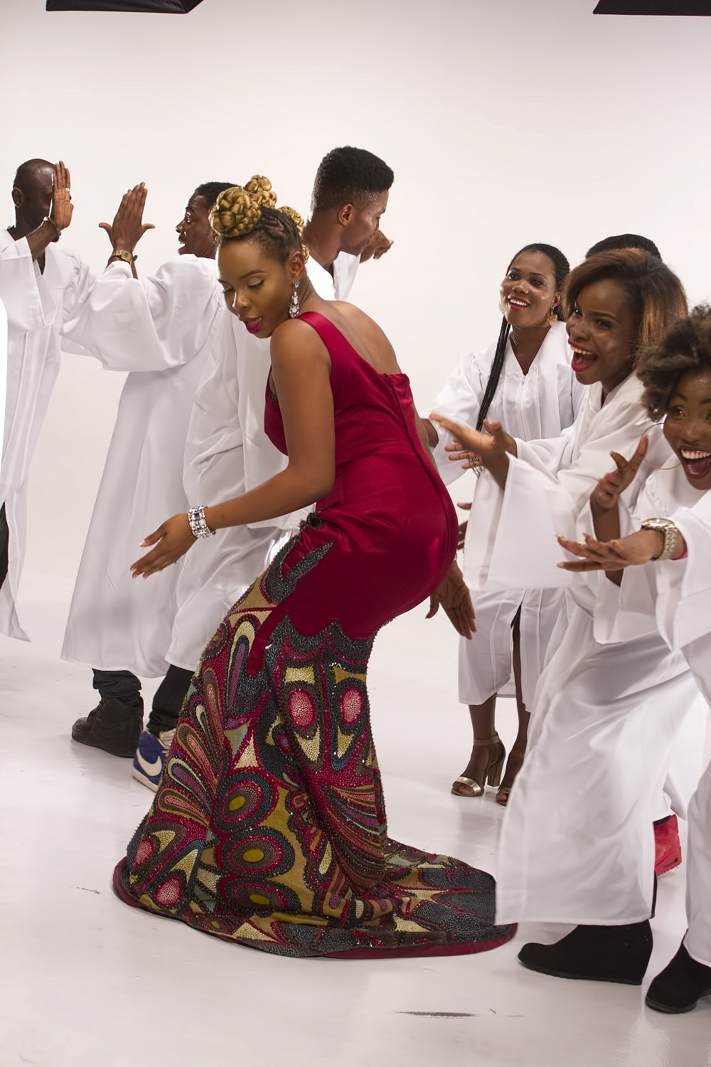 Yemi Alade in Full Swing in Na Gode Swahili Version Video