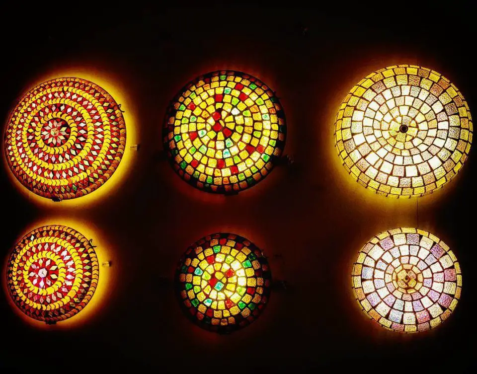 6 colorful circular mosaic style lights