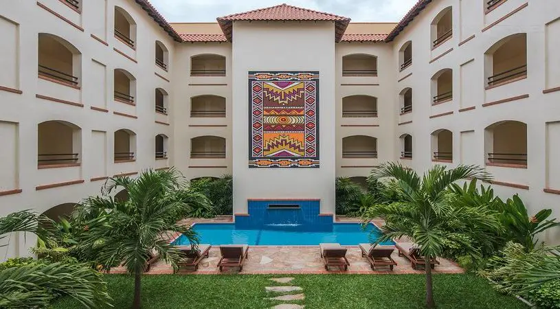 Hotels in Dar es Salaam: Sea Cliff Court Hotel