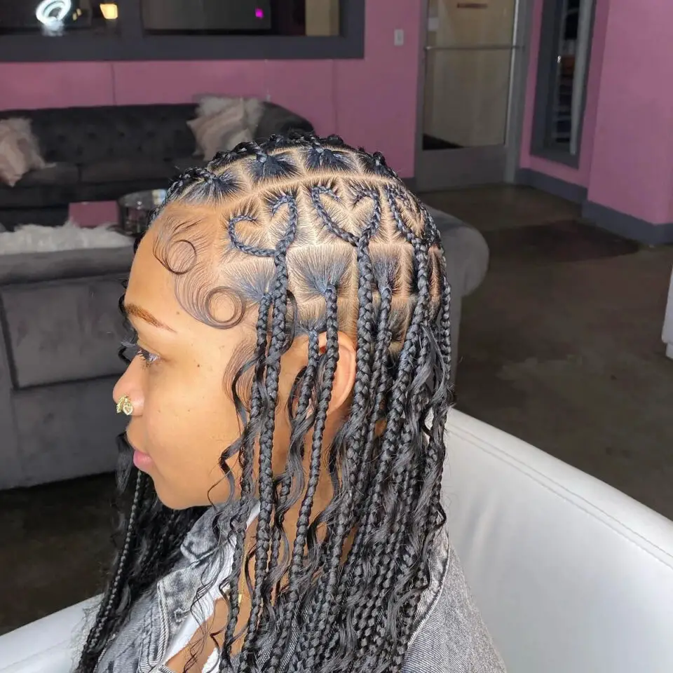 knotless Goddess Box braids with heart patern