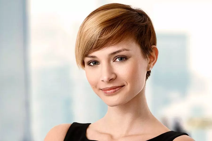 Hoco Hairstyles for short hair: textured pixie
