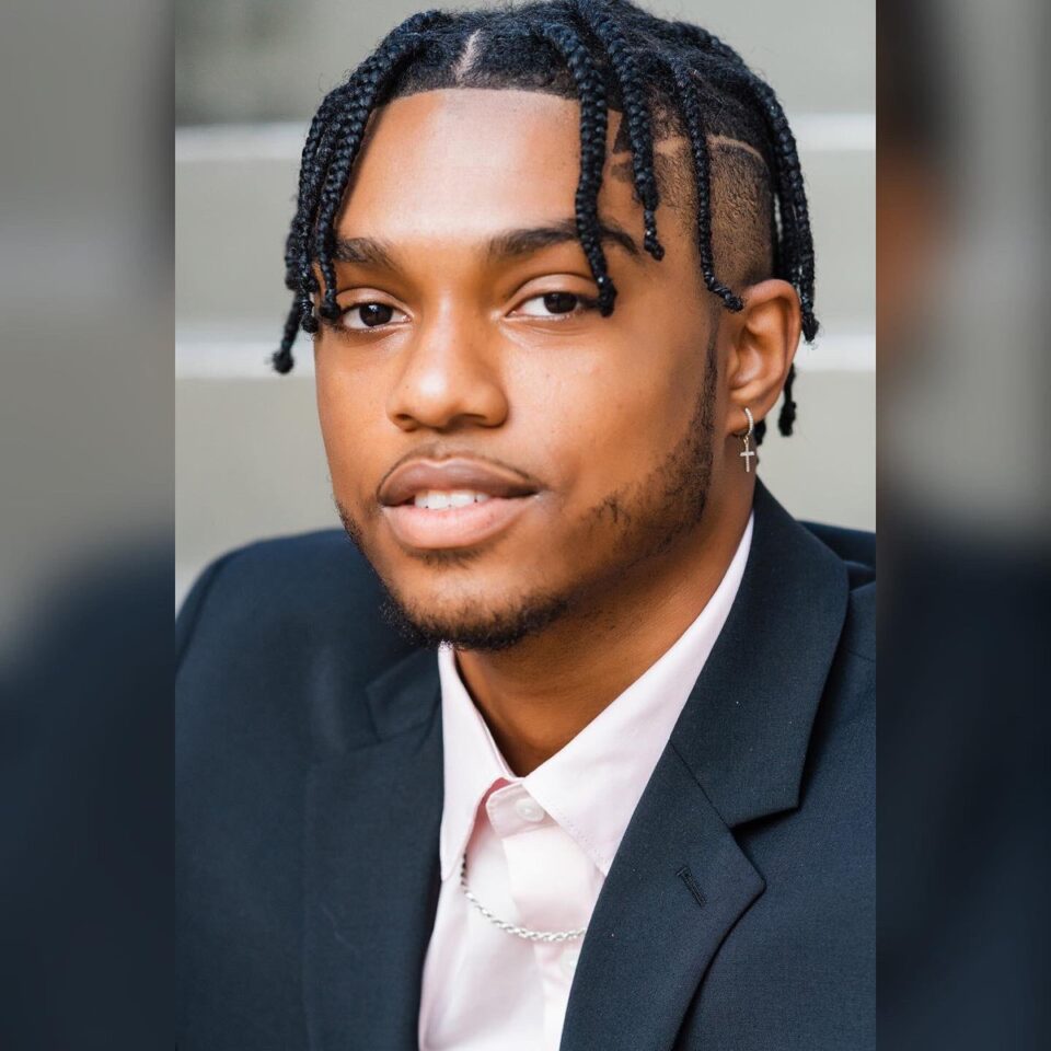 9 Stylish Hairstyles for Male With Big Forehead • Chick About Town