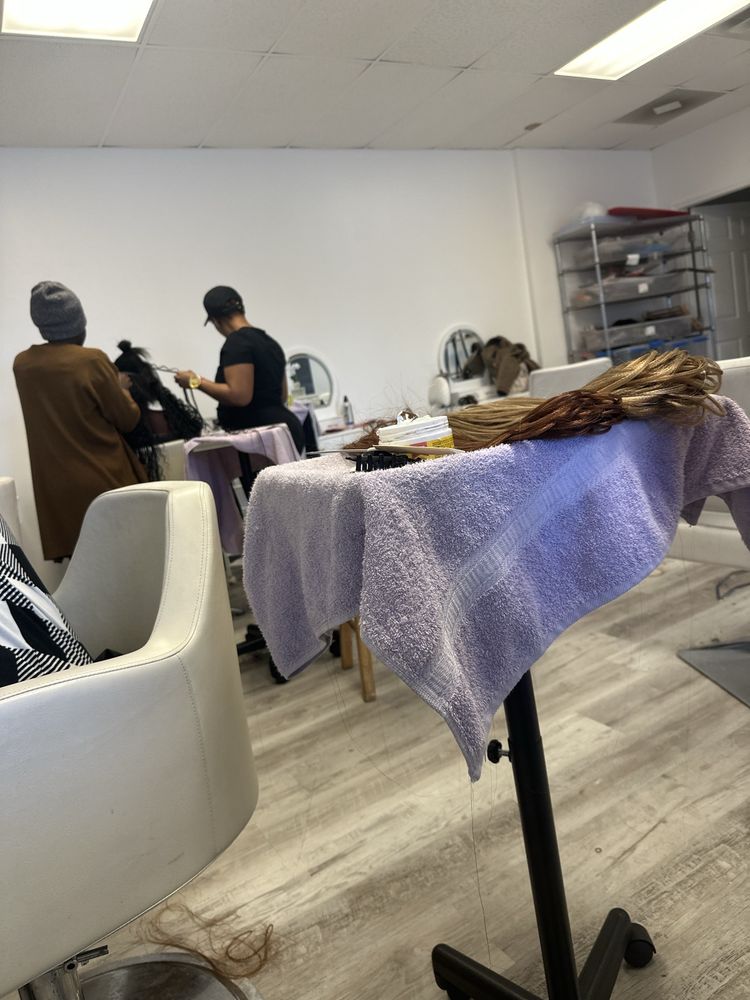 Black Hair Salon in Georgia: Flower ATL African Braiding Studio