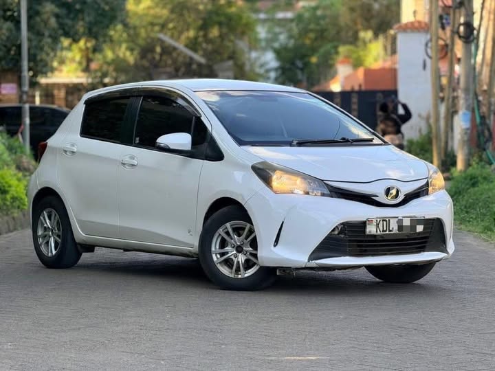 Toyota Vitz 1000cc Price in Kenya
